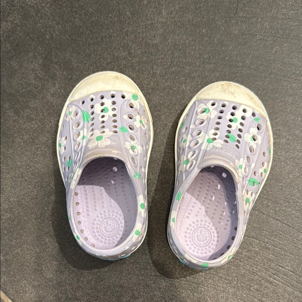 Native baby Floral Purple Shoes C4
